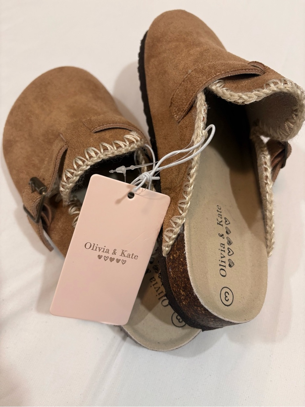 Olivia and Kate Kids' Brown Suede Slip-On Clogs Size 3 - New - Picture 2 of 7